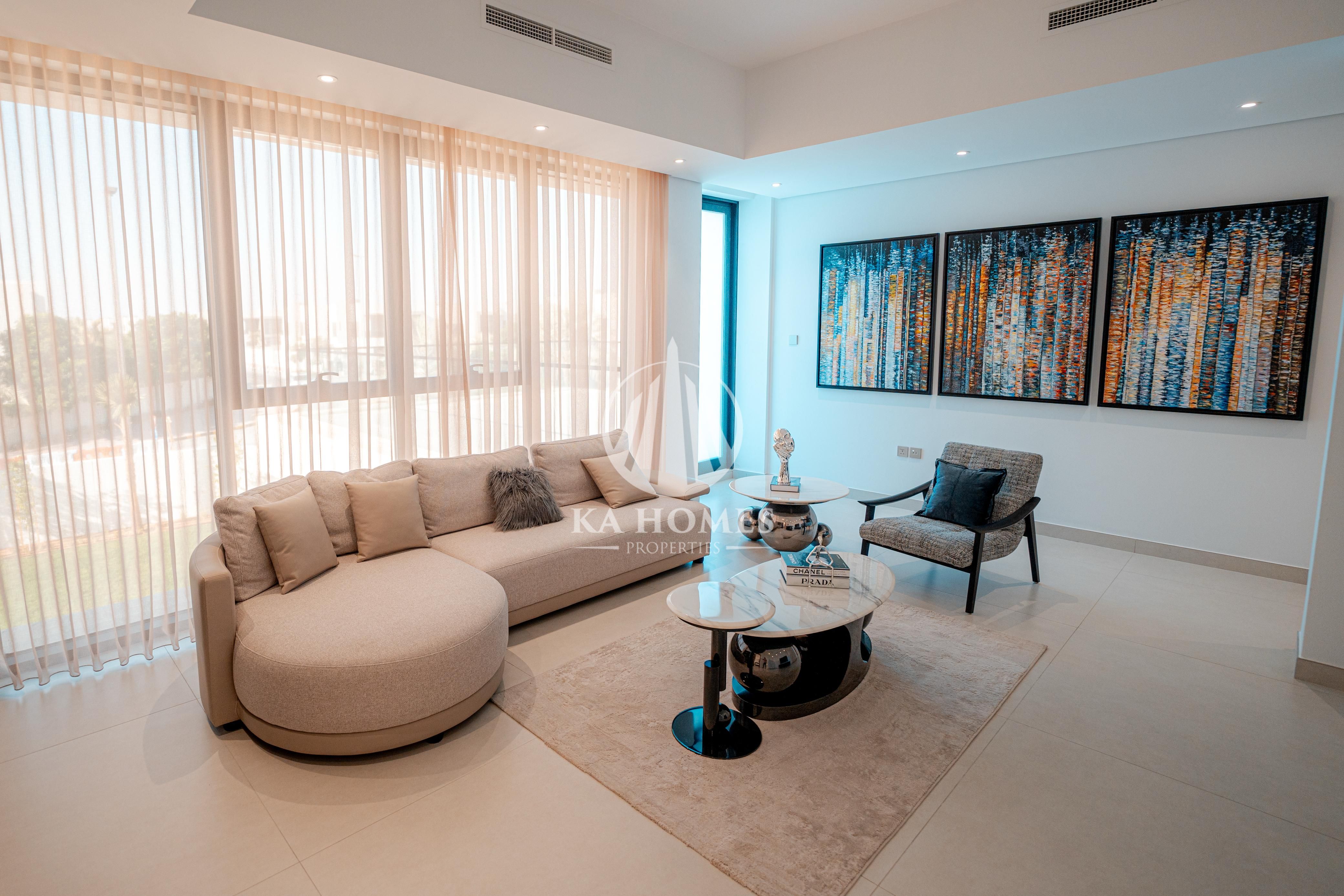 The largest independent villa in Sharjah with a 5% down payment, the easiest payment plan for 7 years, and a monthly installment of 1%.