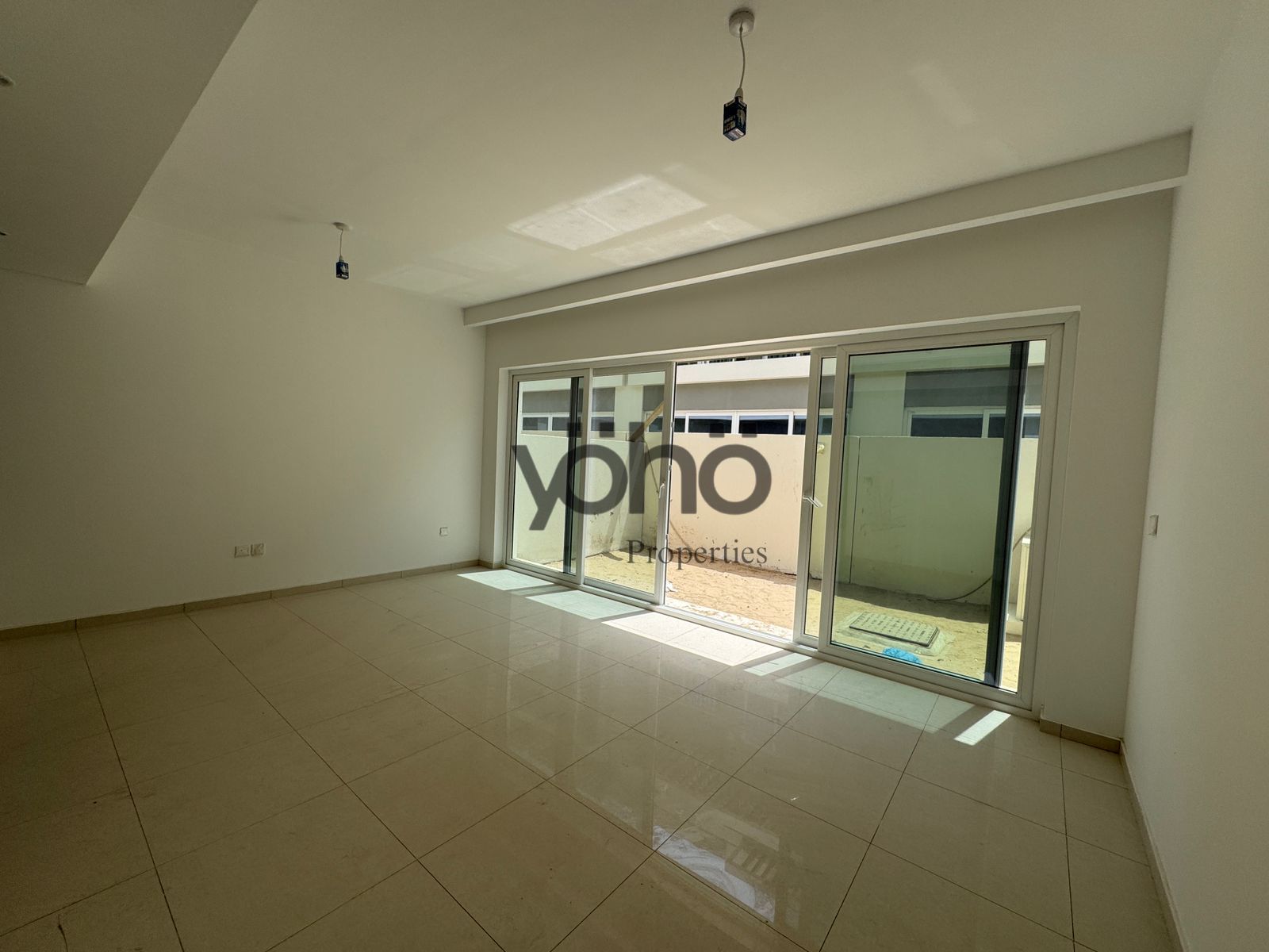 BRAND NEW | PRIME LOCATION | READY TO MOVE