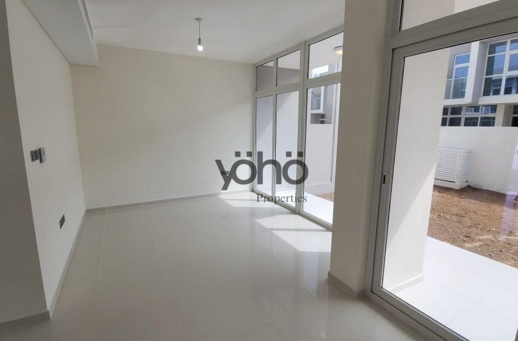 WELL MAINTAINED 3 BR | BALCONY | OPEN VIEW