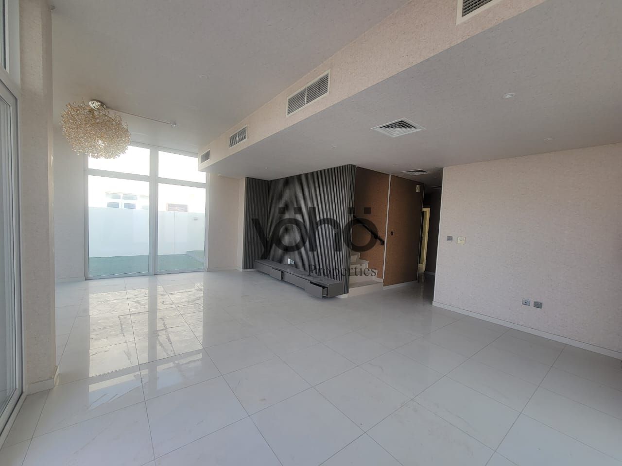 6 BEDROOM | SPACIOUS | UNFURNISHED