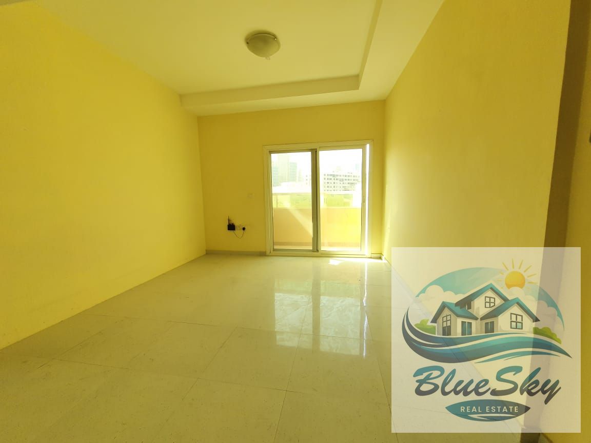 Like new building 1bhk With Balcony no deposit just for rent 33k only