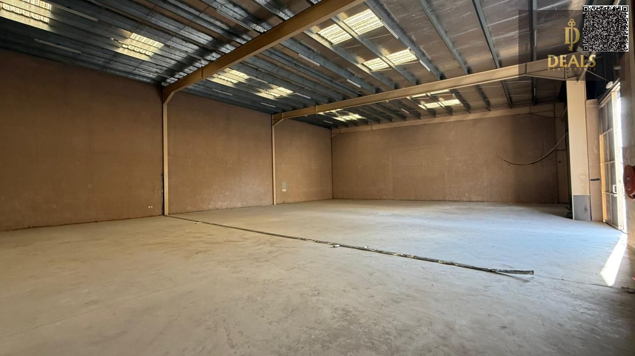 Spacious Warehouse for Rent – 4,350 Sq. Ft | Ideal for Storage | AED 225,000