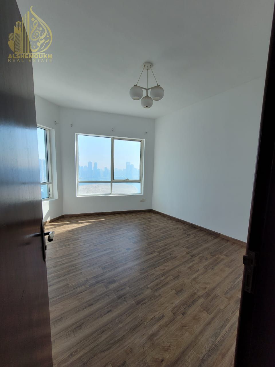 2 Bedrooms/balcony/dinning room/maid room/