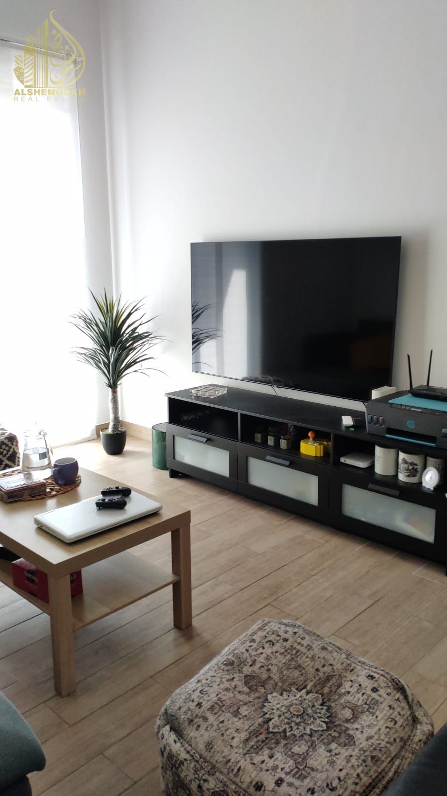 3 Bedrooms/master room/dinning room/with two parking