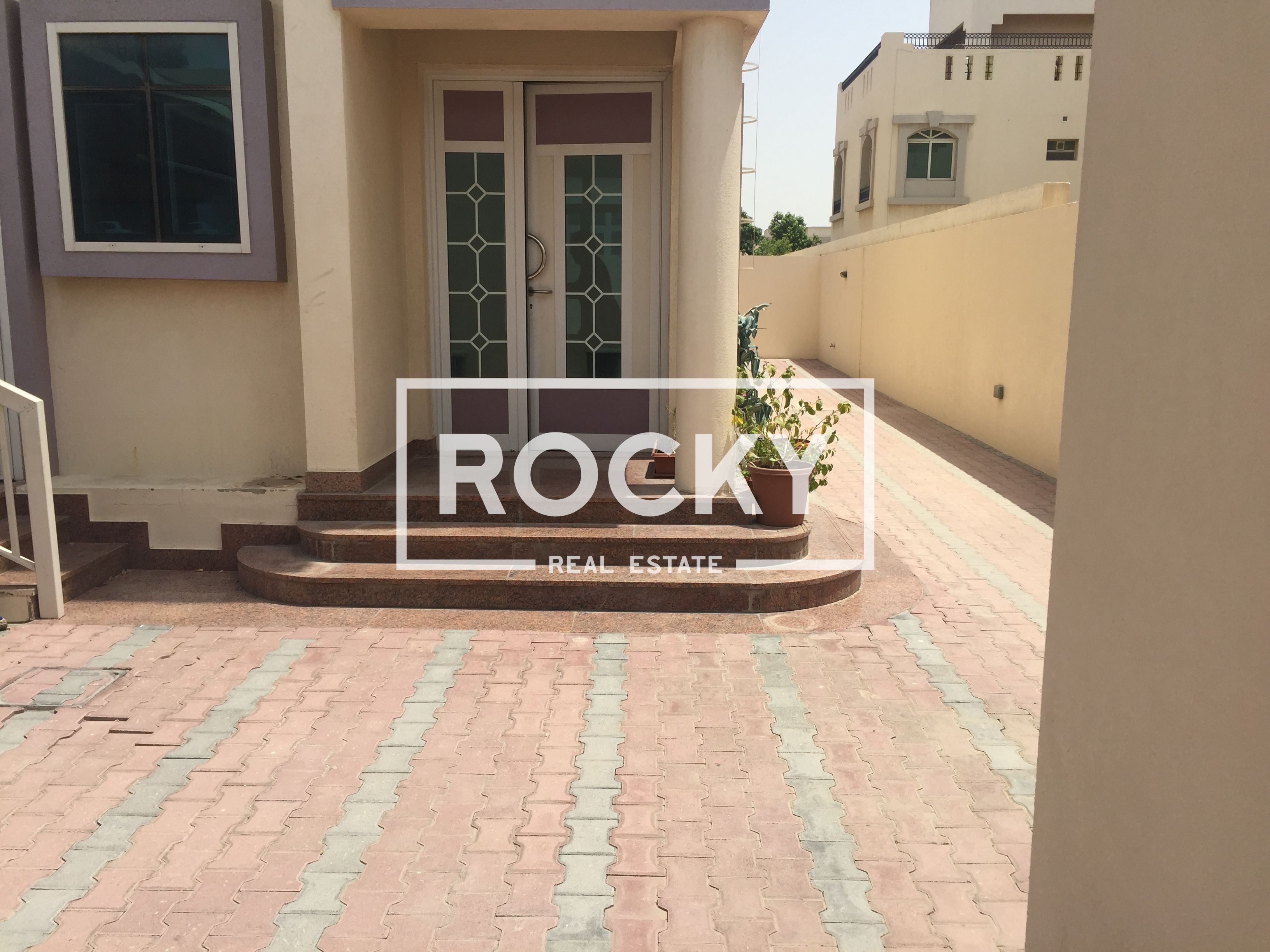 3 B/R Semi Independent Villa | Maid's Room