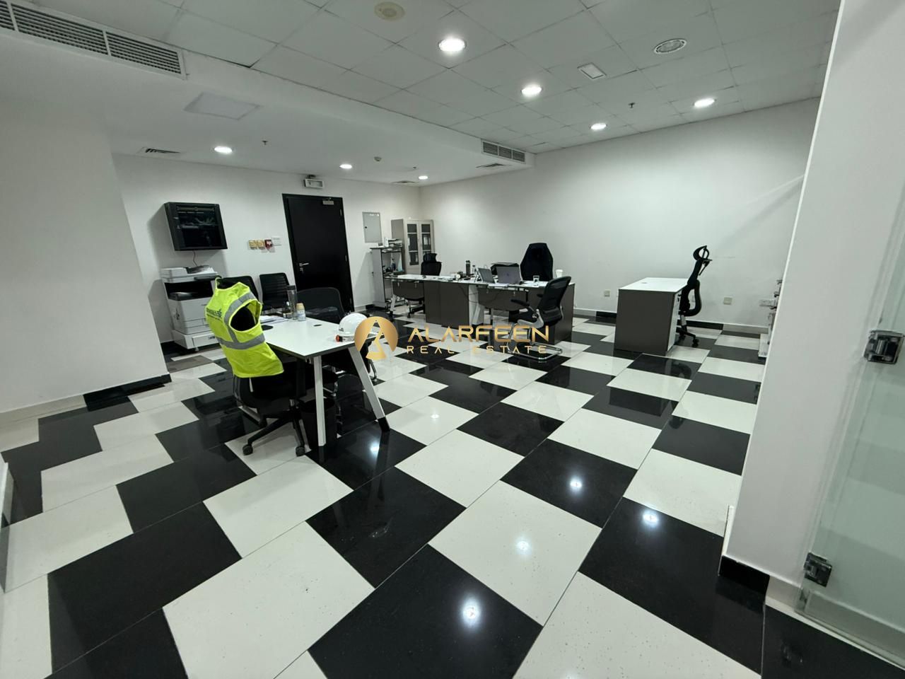 Fitted office | Prime Location | Move In Ready
