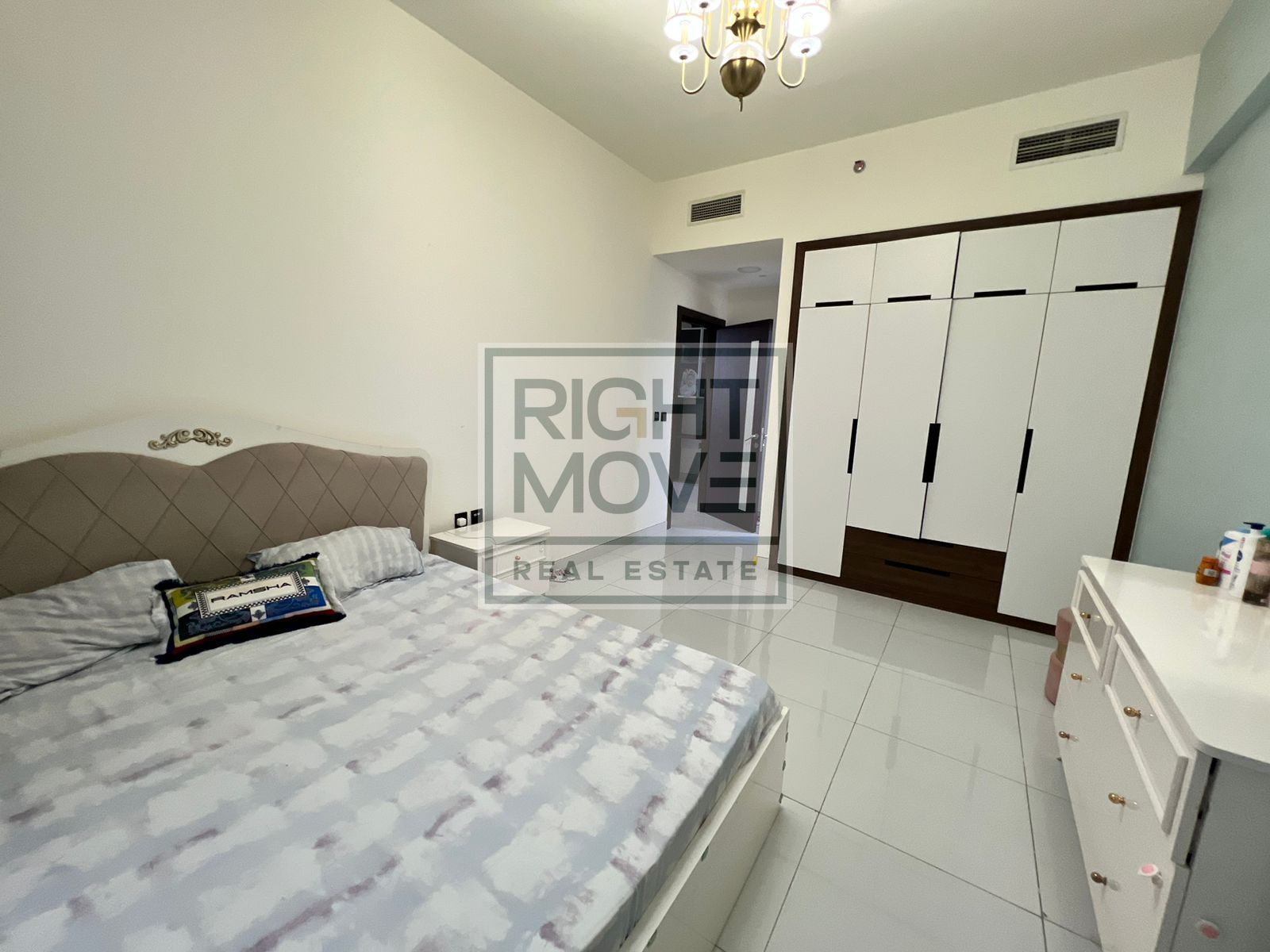 Fully Furnished Large One BHK with balcony One BHK fully family building in CBD/ 58000