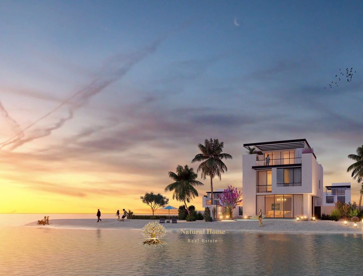 Ready to Move! 7BR Beachfront: Private Beach, 5% Discount & Freehold for All.
