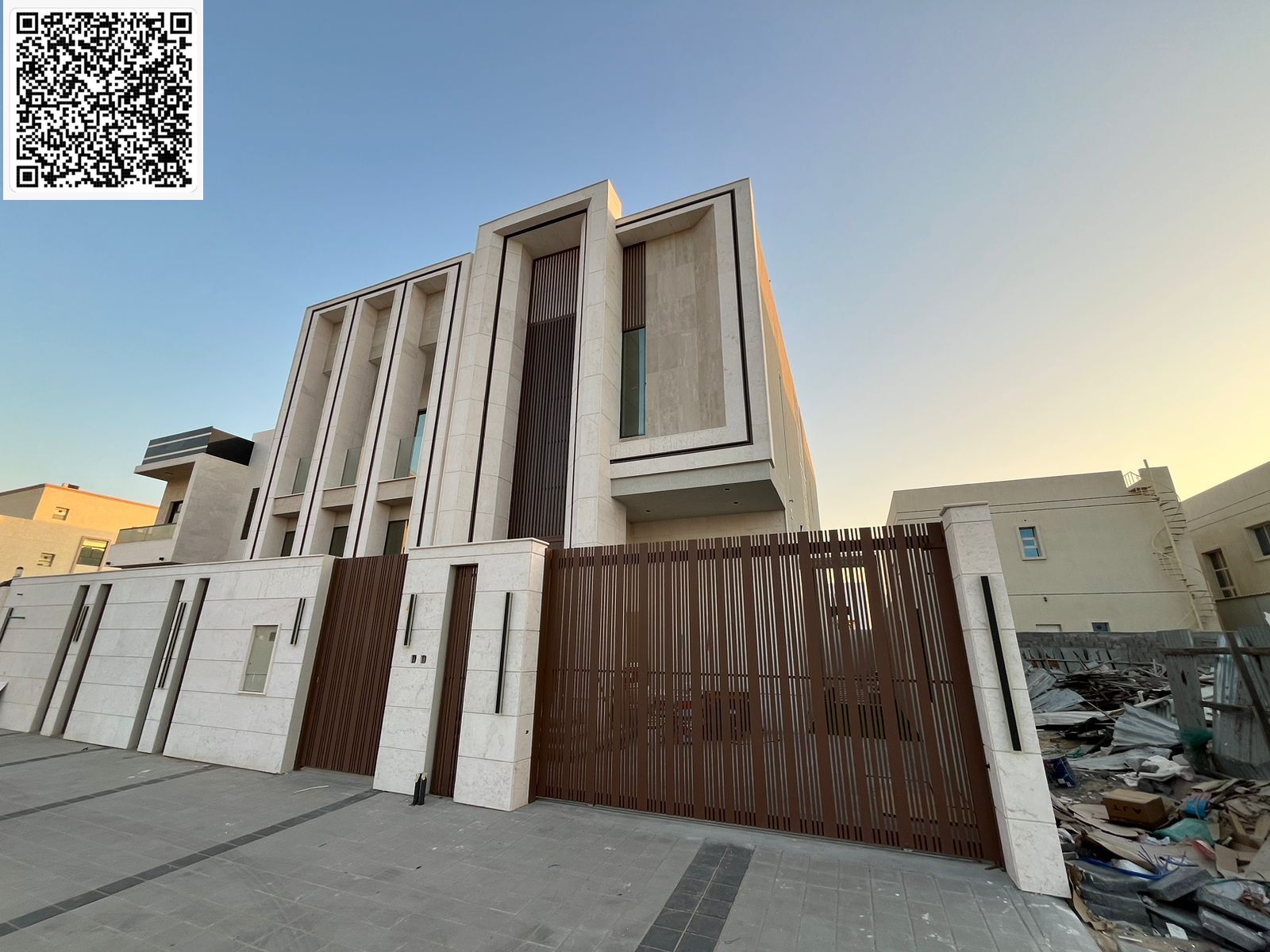 Luxury Villa for Sale in Al Alia