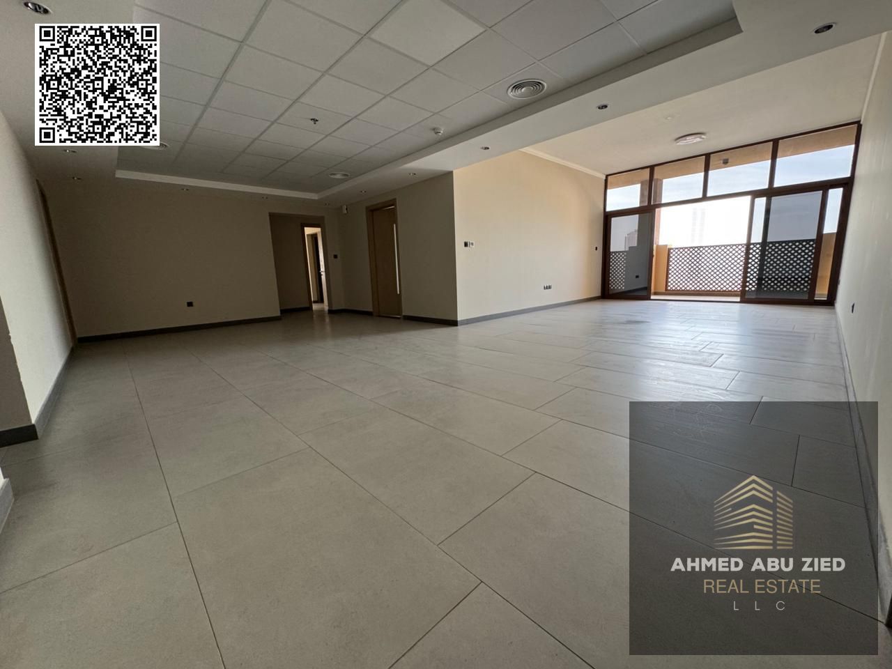 Largest 3BR + Hall, First Tenant in Al Nuaimiya | Near Bus Station, Gold Market & Corniche | 3 Master Rooms | Maid’s Room | 3 Balconies | Free Month