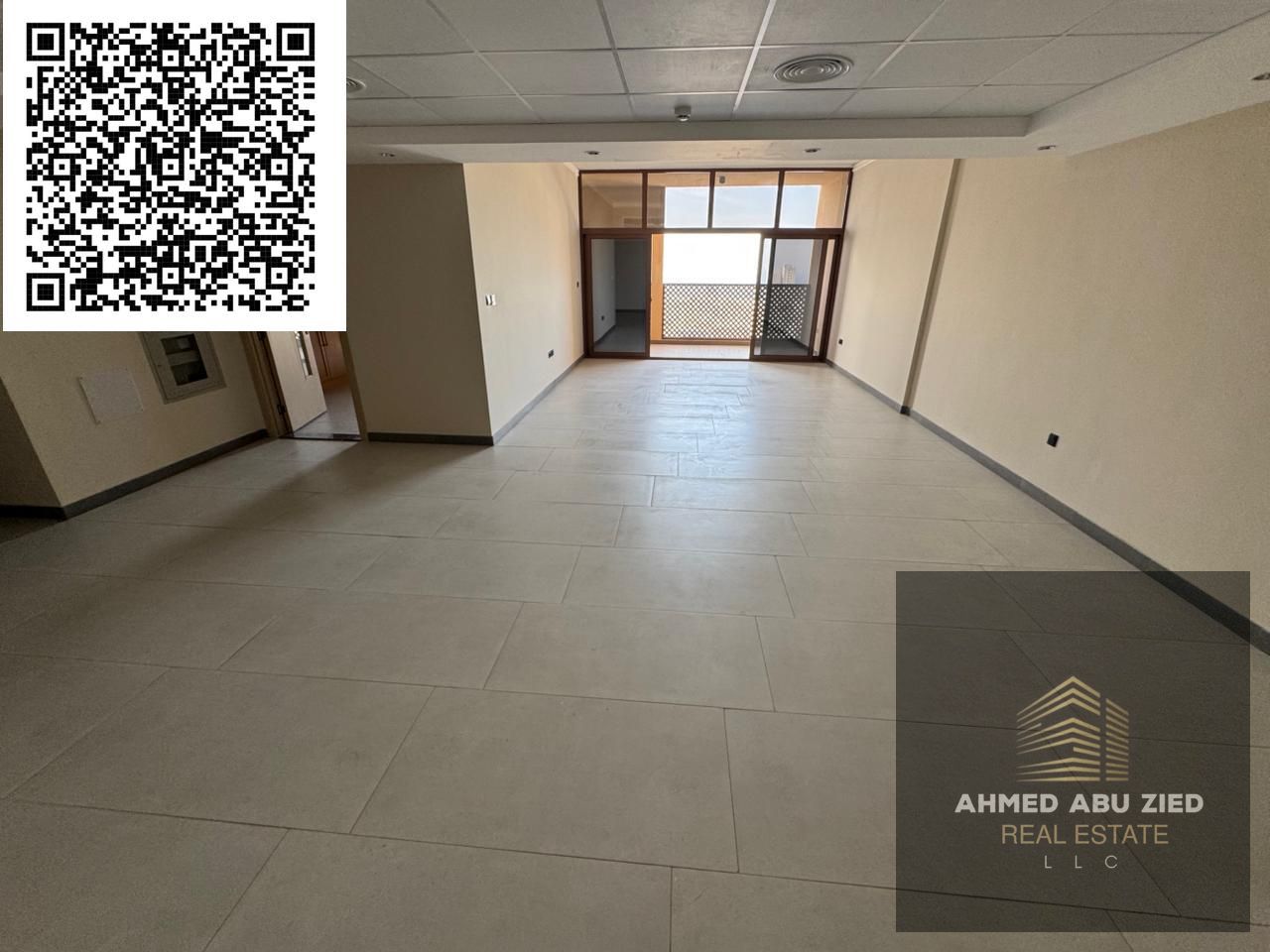 Largest 2 Master Bedroom Apartment with Maid Room and 3 Large Balconies in Al Nakhil near Corniche and Gold Souk for Annual Rent AED 85,000 with Free