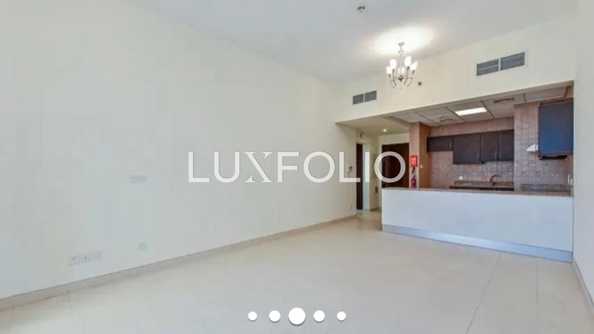 Spacious Unit | Ready To Move | Offer