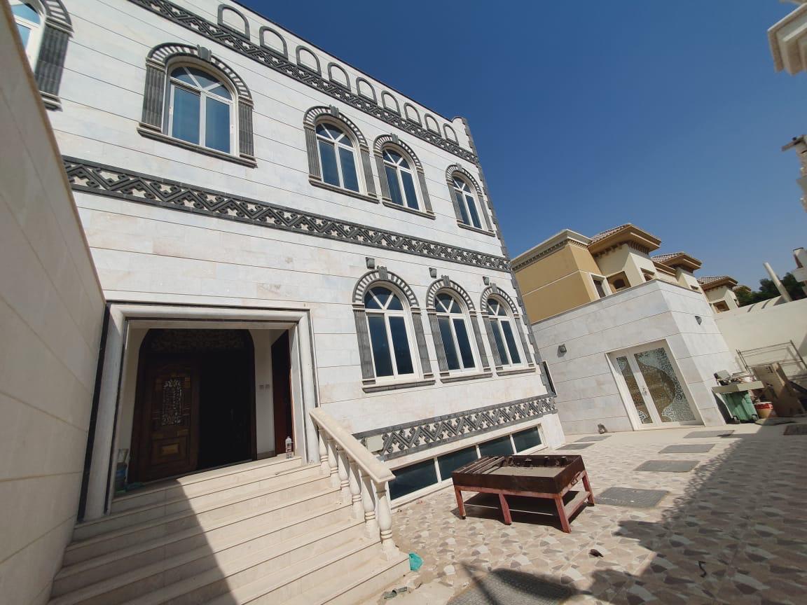 1ST SHIFTING // 8 BEDROOM VILLA // PRIME LOCATION IN HOSHI // CONNECTED MAIN EMIRATES ROAD // 2 KITCHEN DRIVER ROOM 2 MAD ROOM 3 HALL // READY TO MOVE // 180K