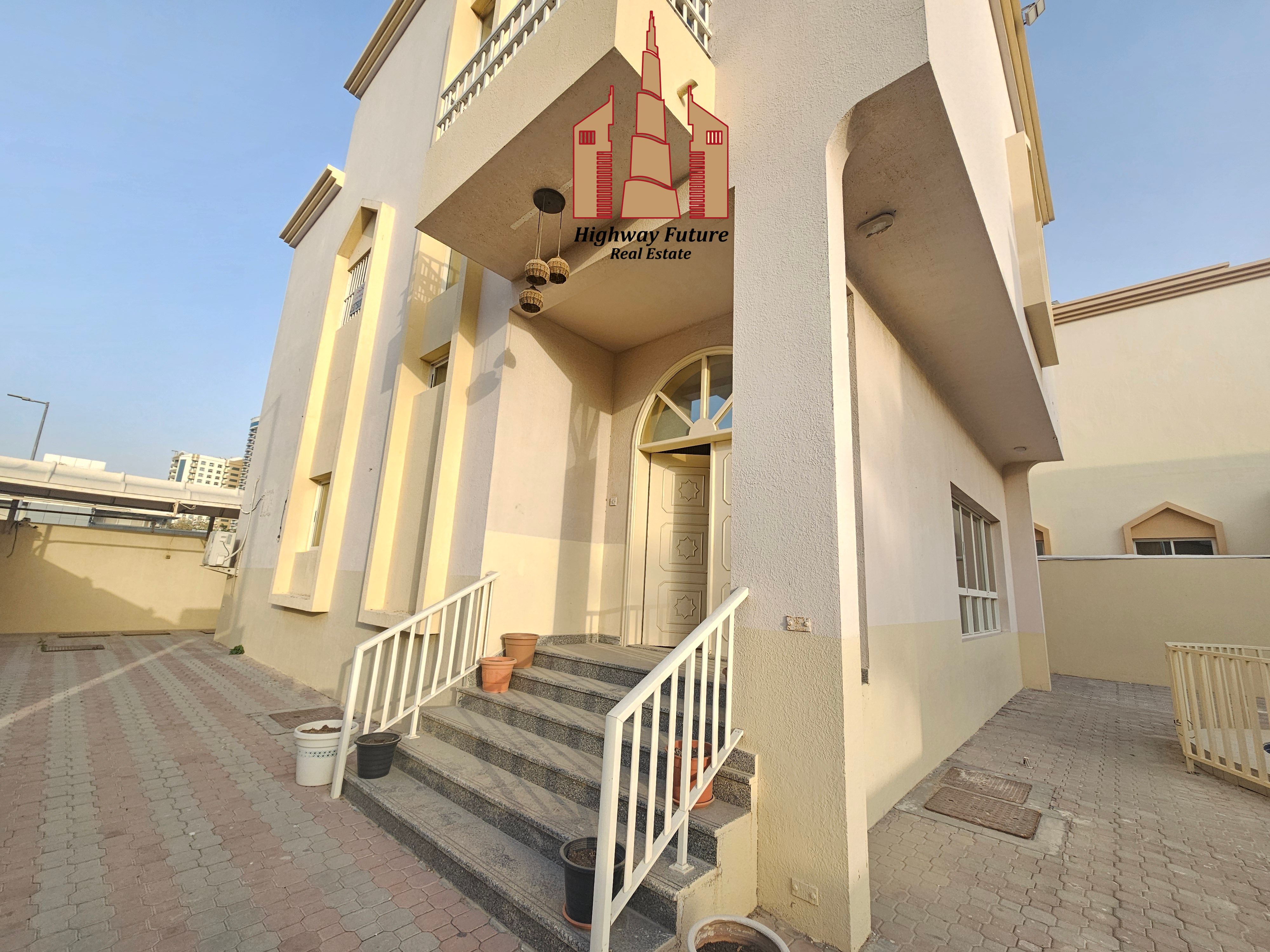 4 Bed room Hall Majlis with pool all Master room parking maids room 110k