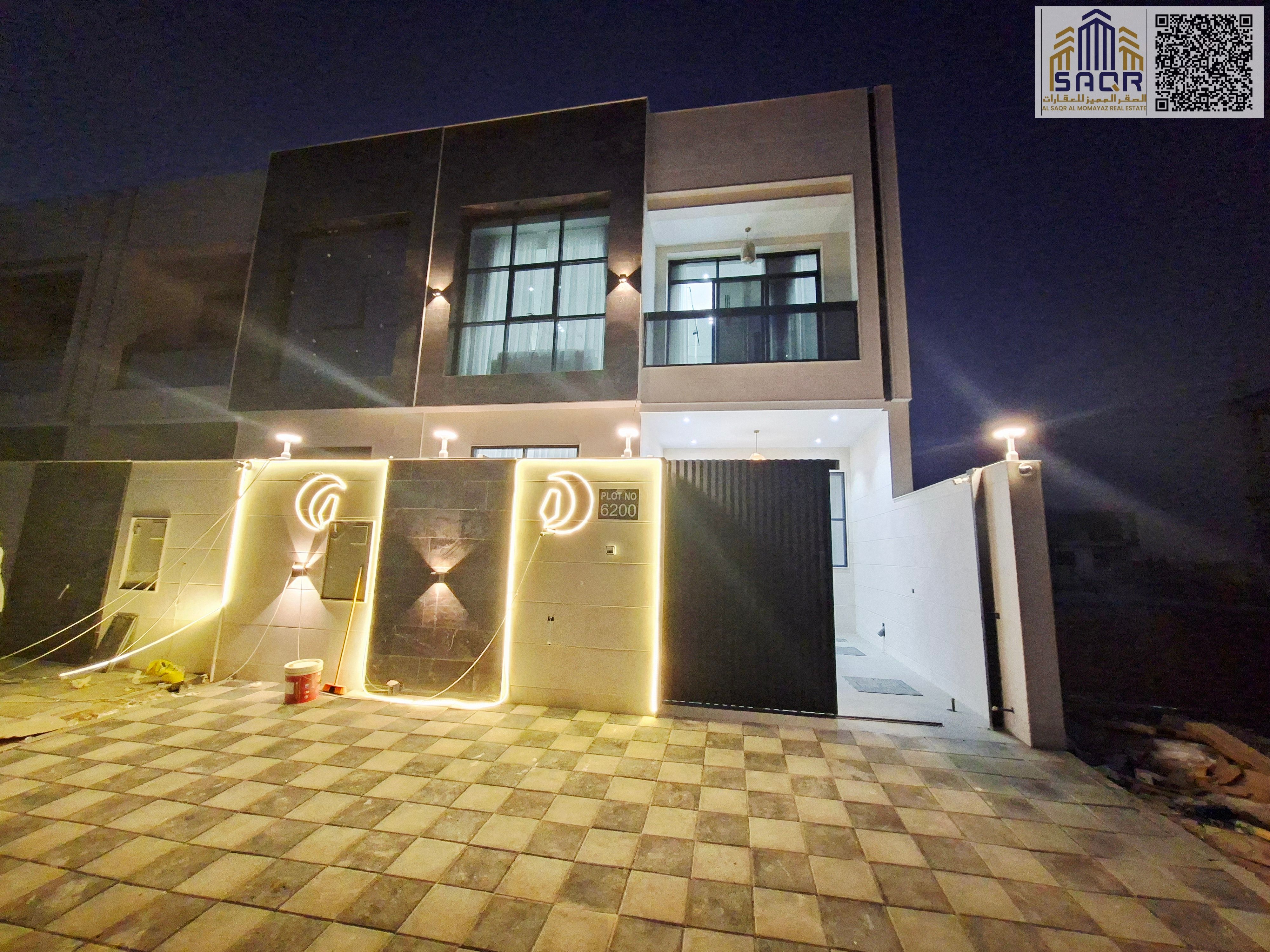 Super deluxe townhouse for sale, including registration and ownership fees, fully furnished, freehold ownership for all nationalities.