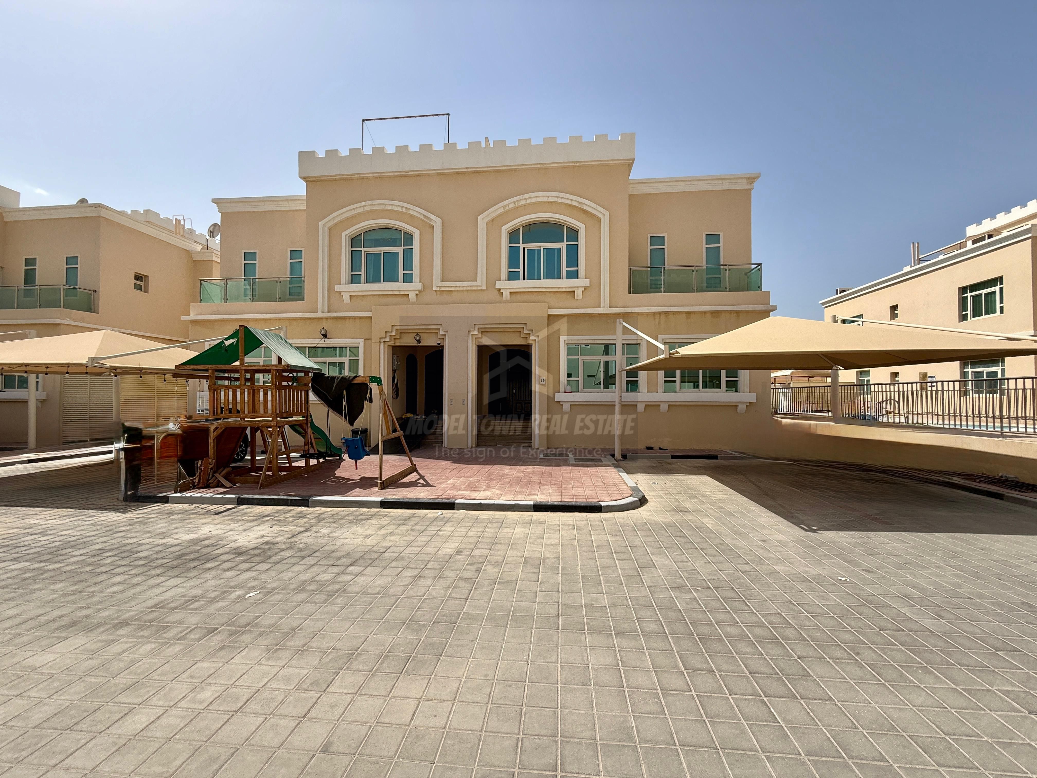 Modern Style 4 Bedroom Villa With Swimming Pool