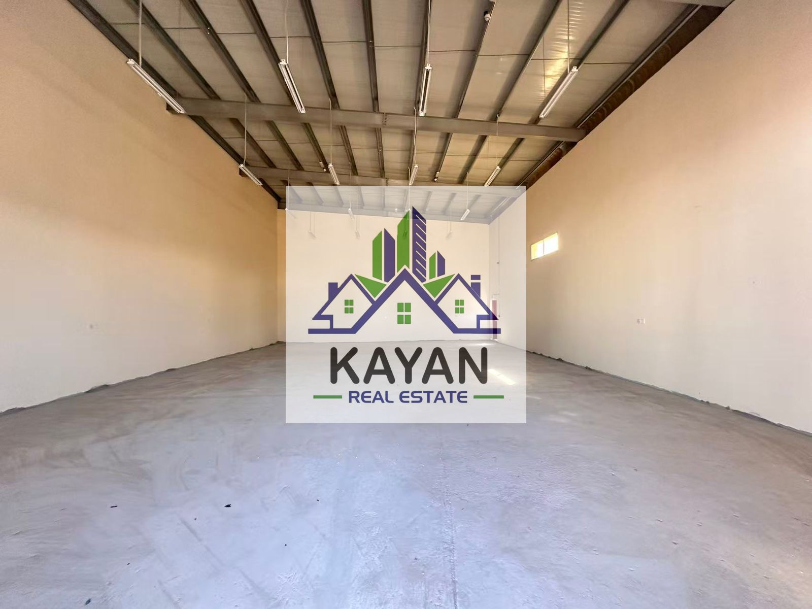 warehouse 2,200 sq. ft unit is available for rent in a strategic-