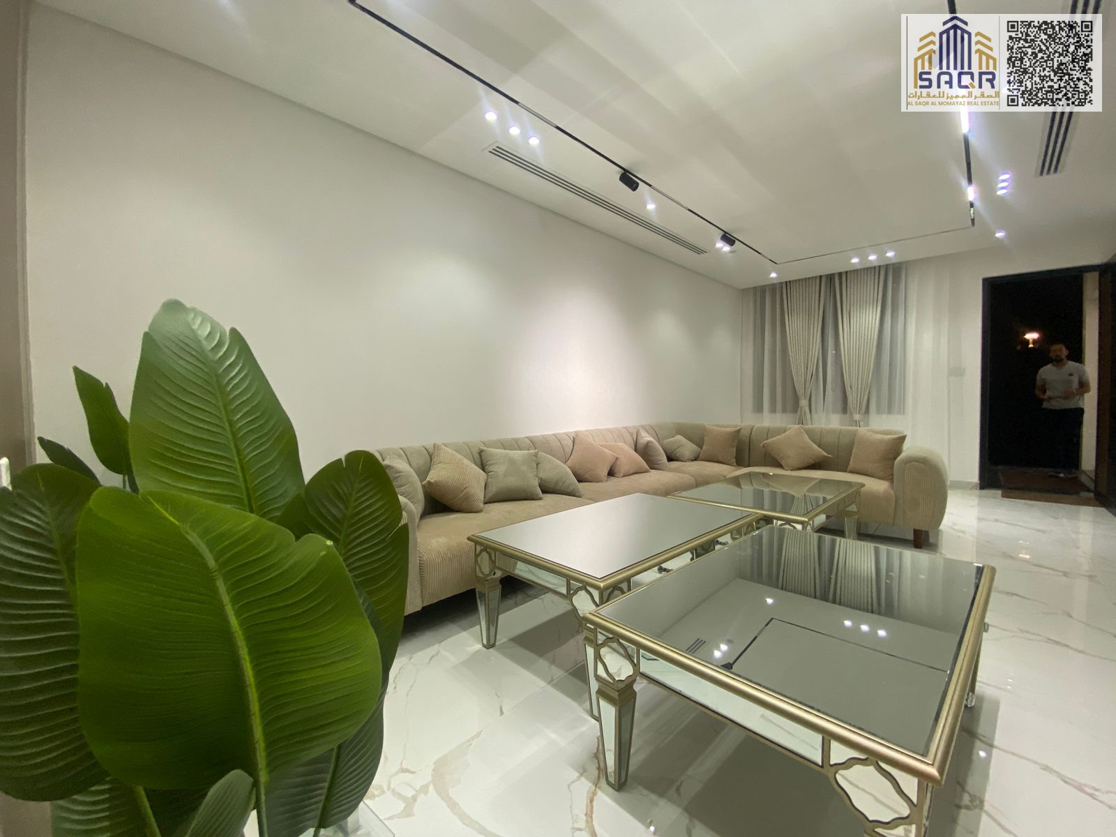 Villa for sale in Al-Haliyo 2 | Two floors and a roof | 5 master bedrooms