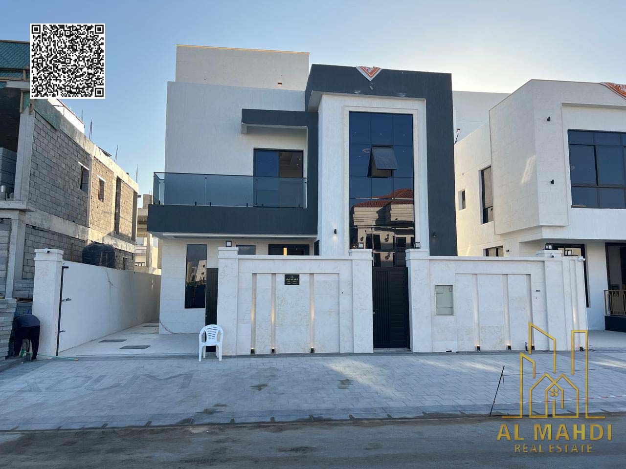 Luxury 6 bedroom villa with roof for sale in Al Helio Ajman registration fees included prime family and investment opportunity