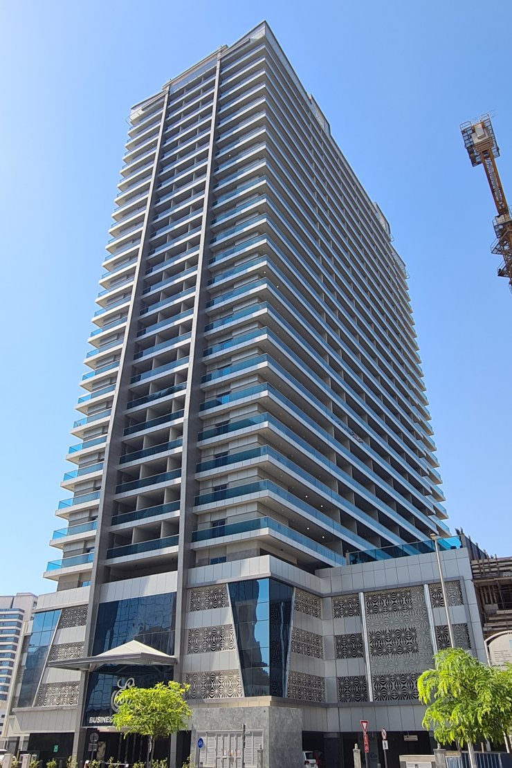 Furnished One Bed with Balcony (Elite Residence Business Bay)
