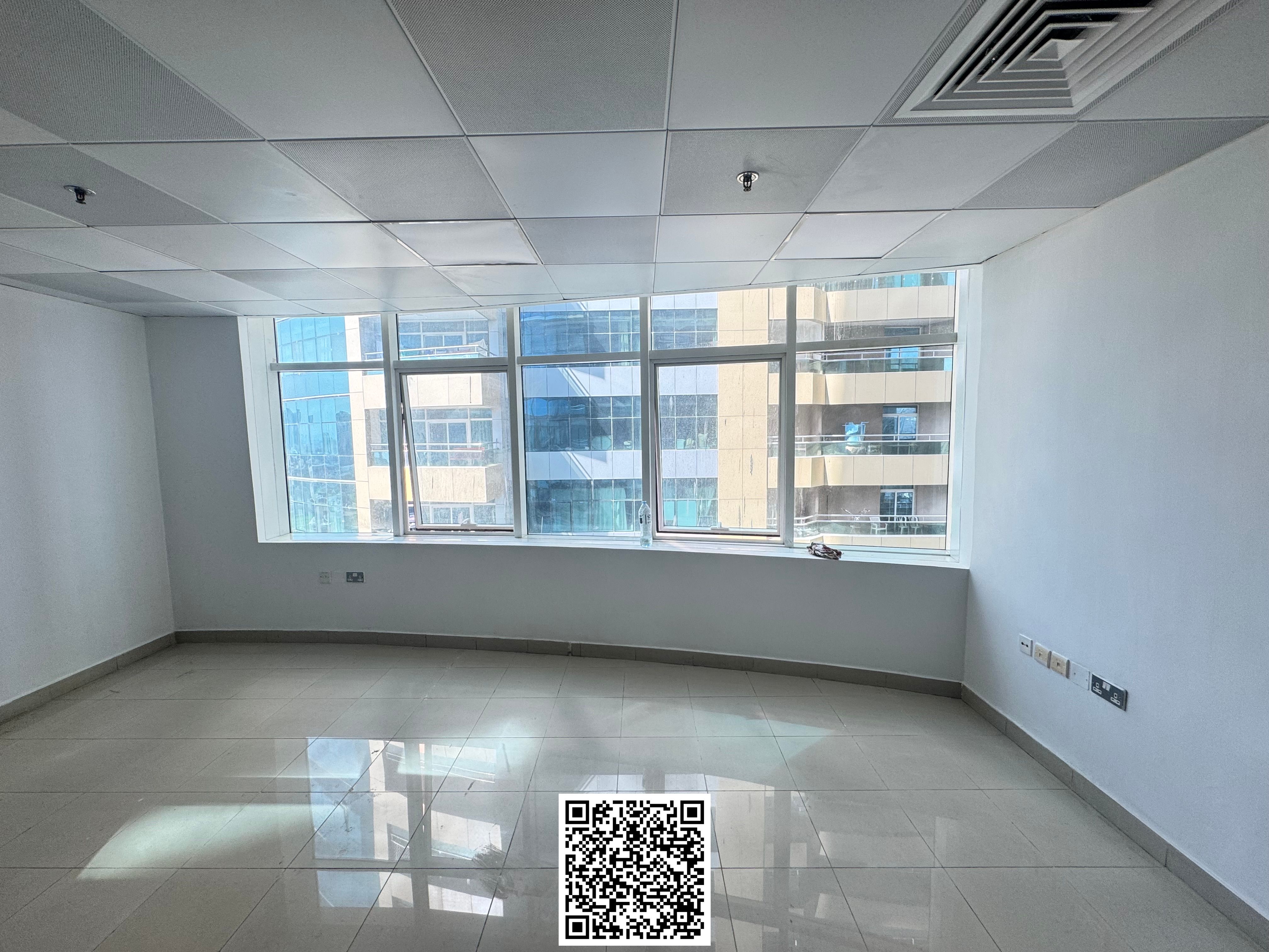 BIG OFFICE FOR RENT IN HORIZON TOWER CITY VIEW