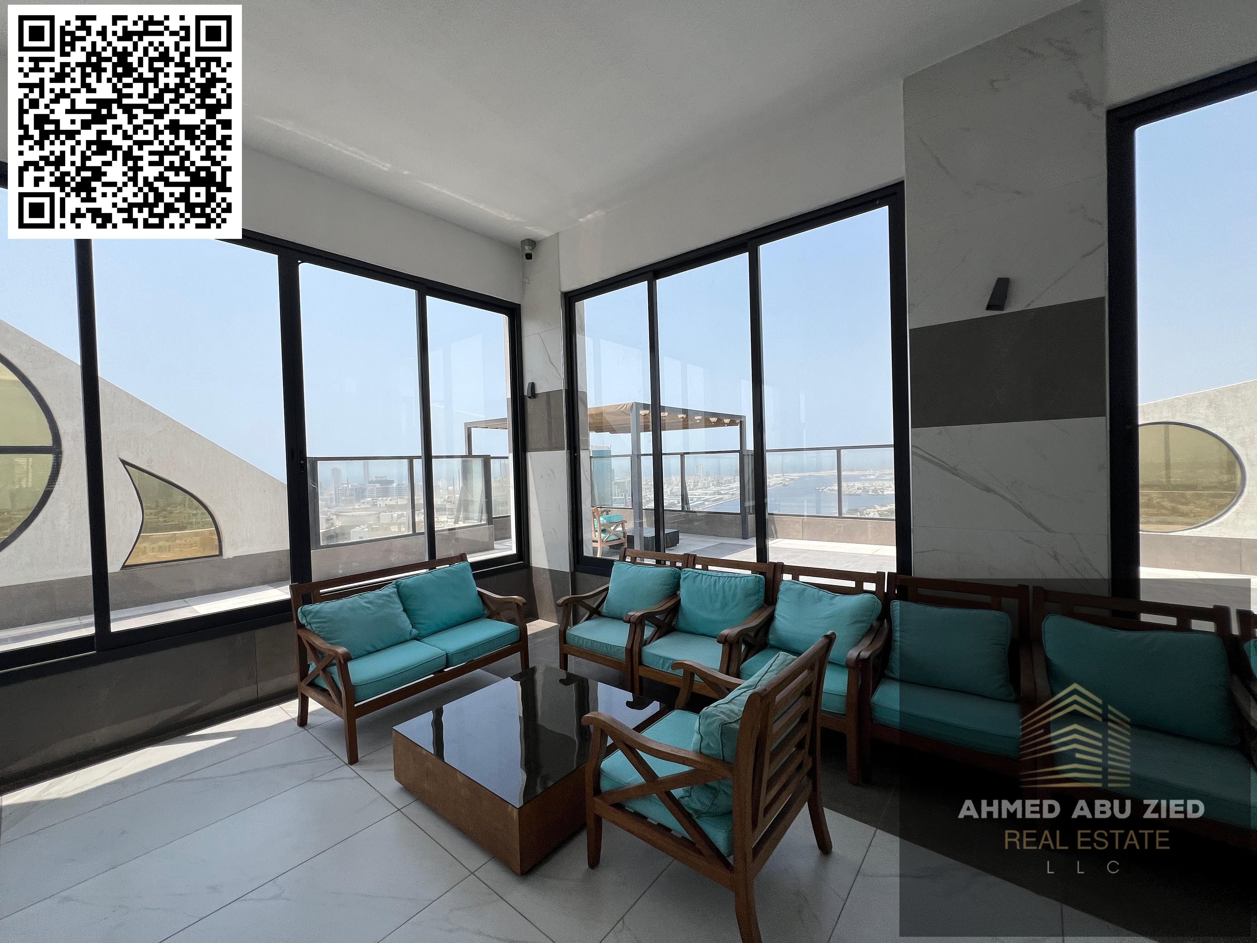 Gym, swimming pool, free parking, aqua park, built-in wardrobes, two bedrooms and a living room, three bathrooms, excellent finishes, central air cond