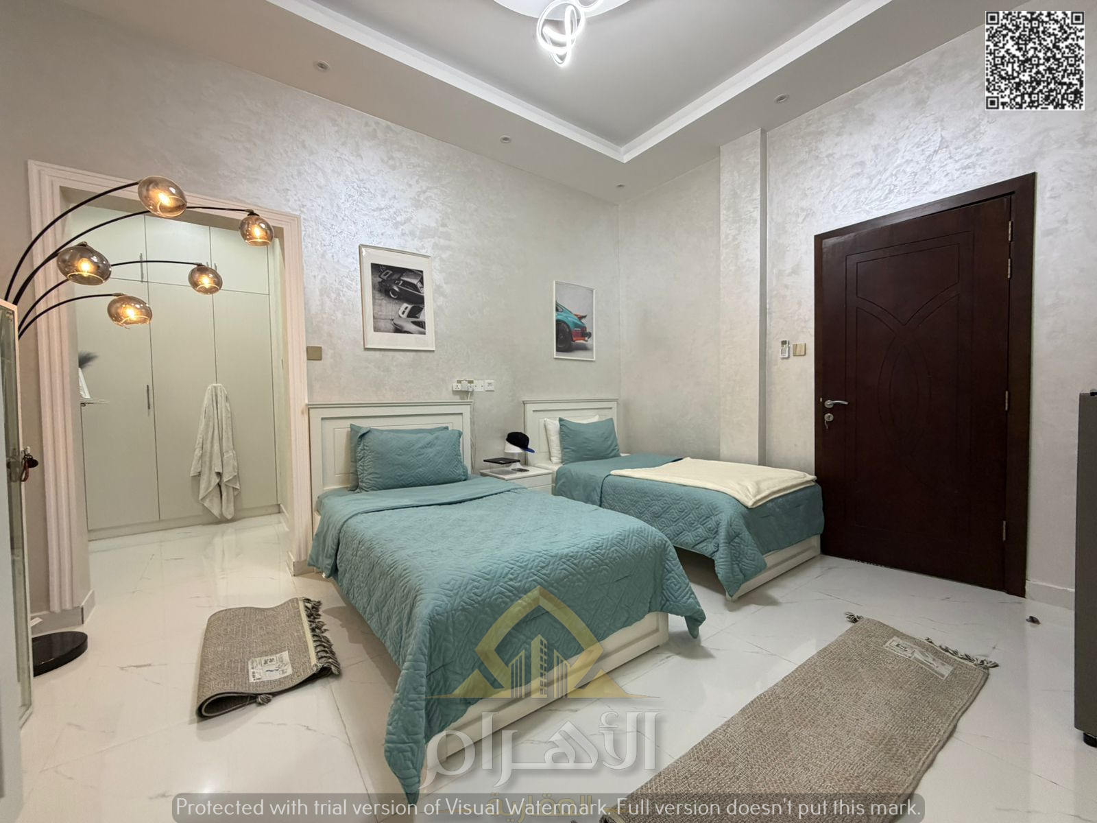 Luxury villa ready to move in, with electricity, water, and air conditioning - brand new, first occupant