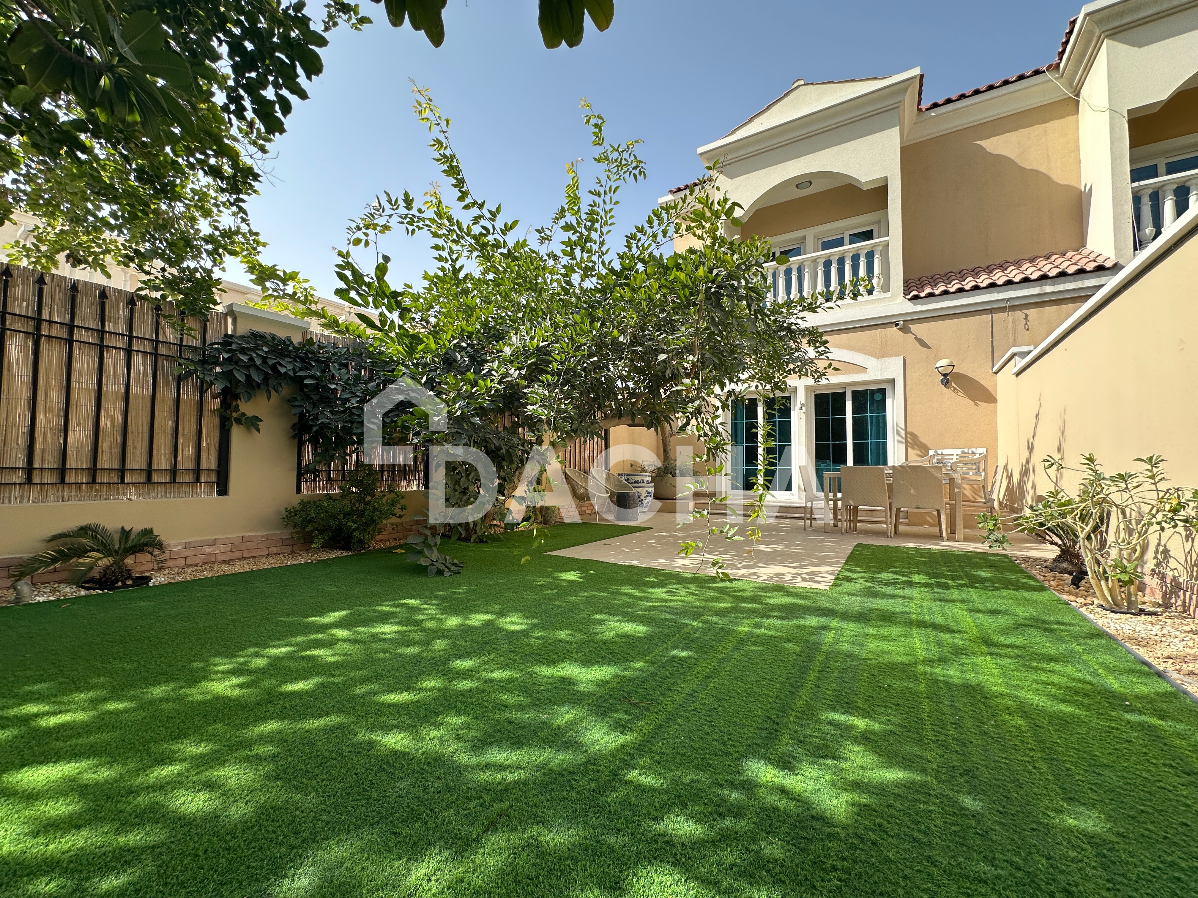 EXCLUSIVE! / Rare Corner / Luxury Finish