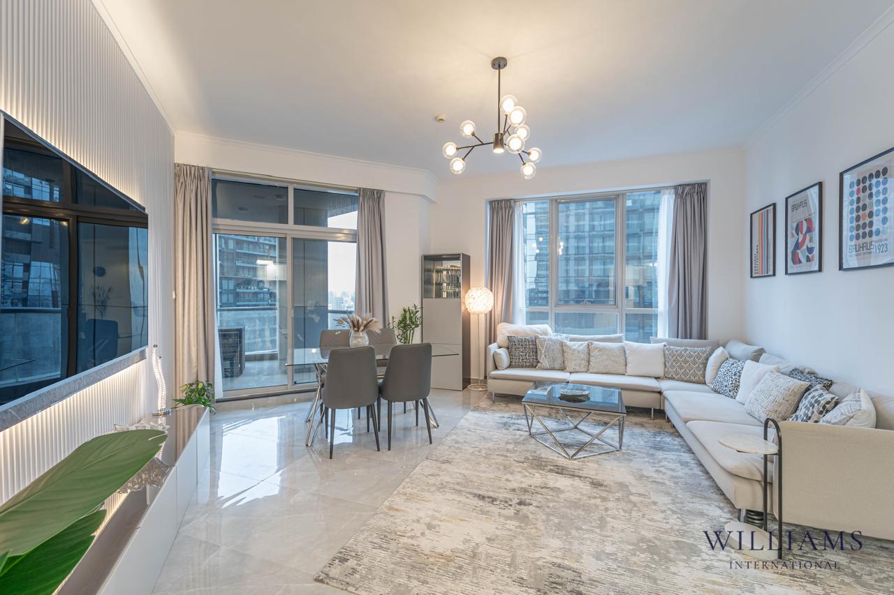 2 Bedroom | Fully Upgraded | High Floor