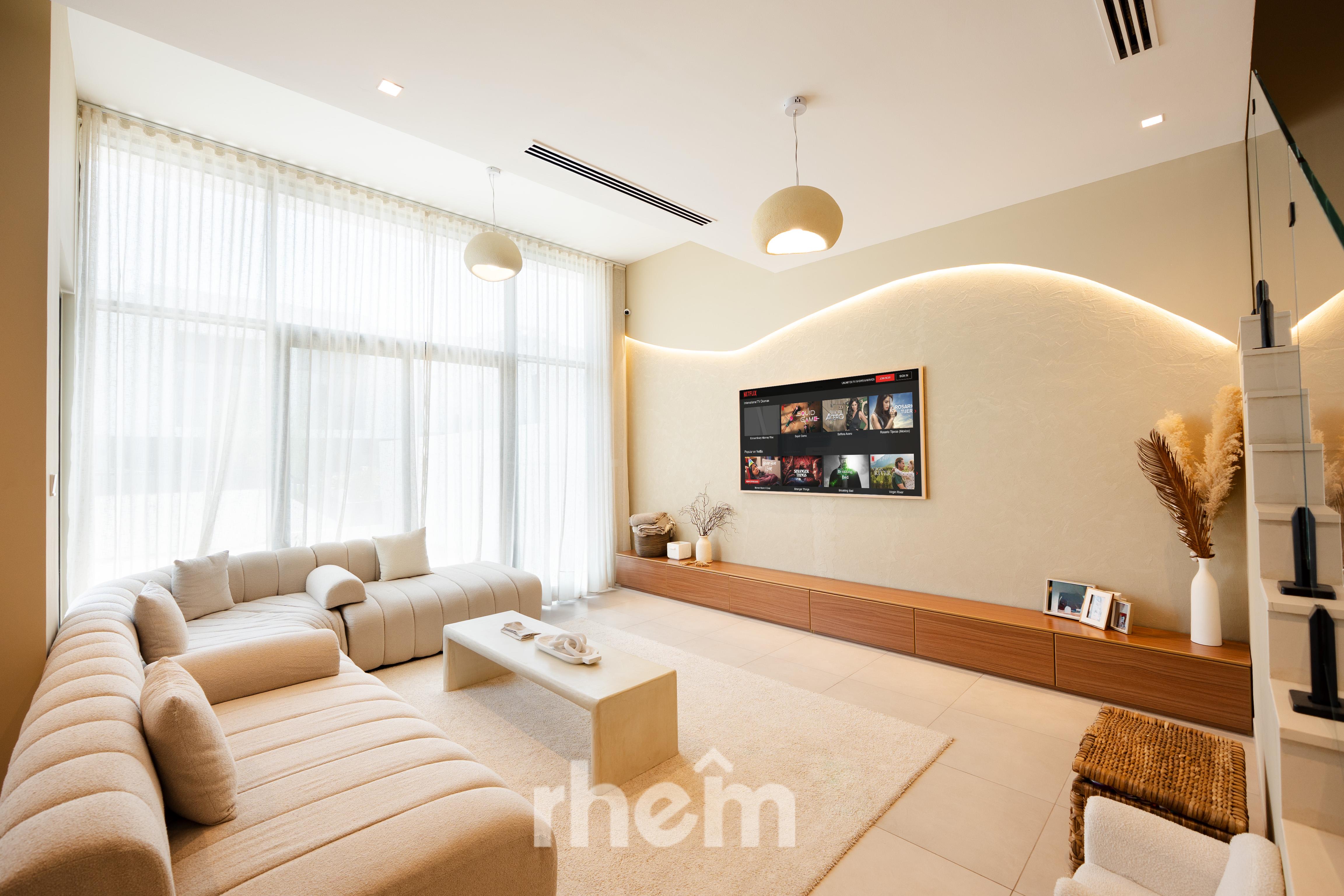 VASTU | CLOSE TO PARK | UPGRADED