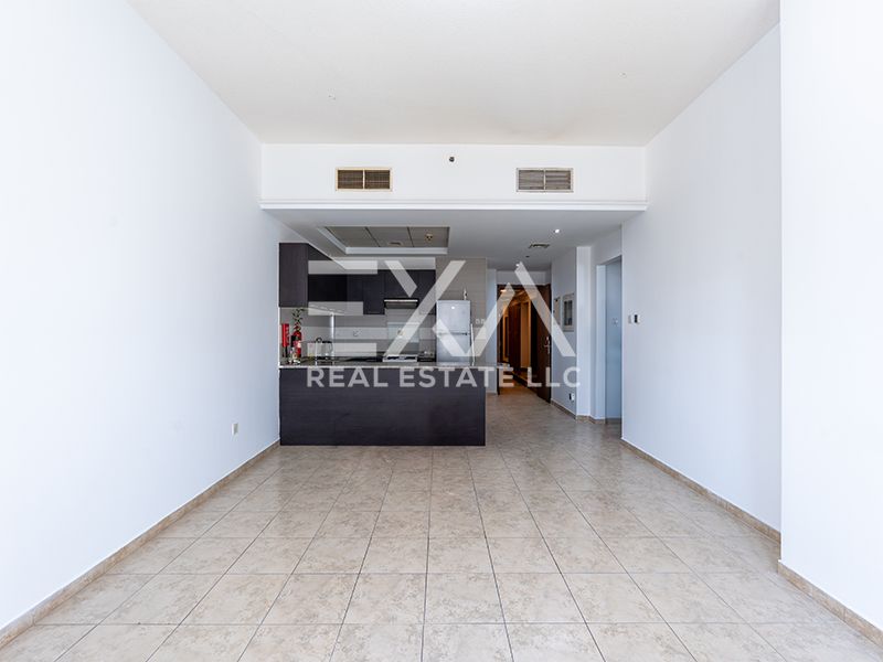 Ready to Move in I Spacious Layout I Prime Location