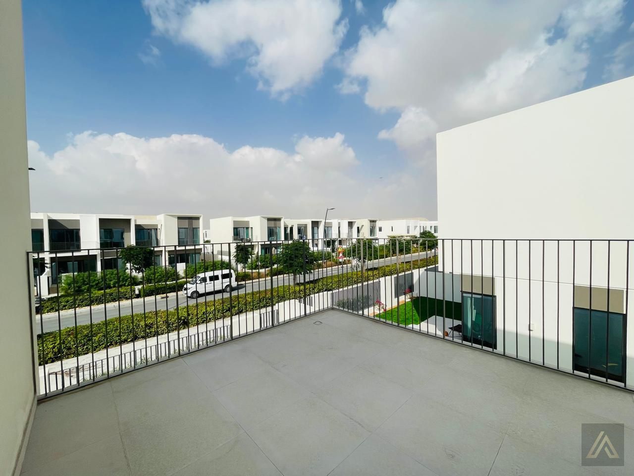 Spacious Corner Home | Perfect for Families | Close to Golden Beach