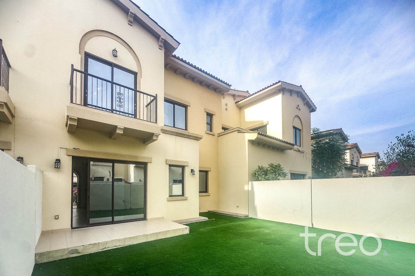 Vacant | Close to Entrance | Landscaped