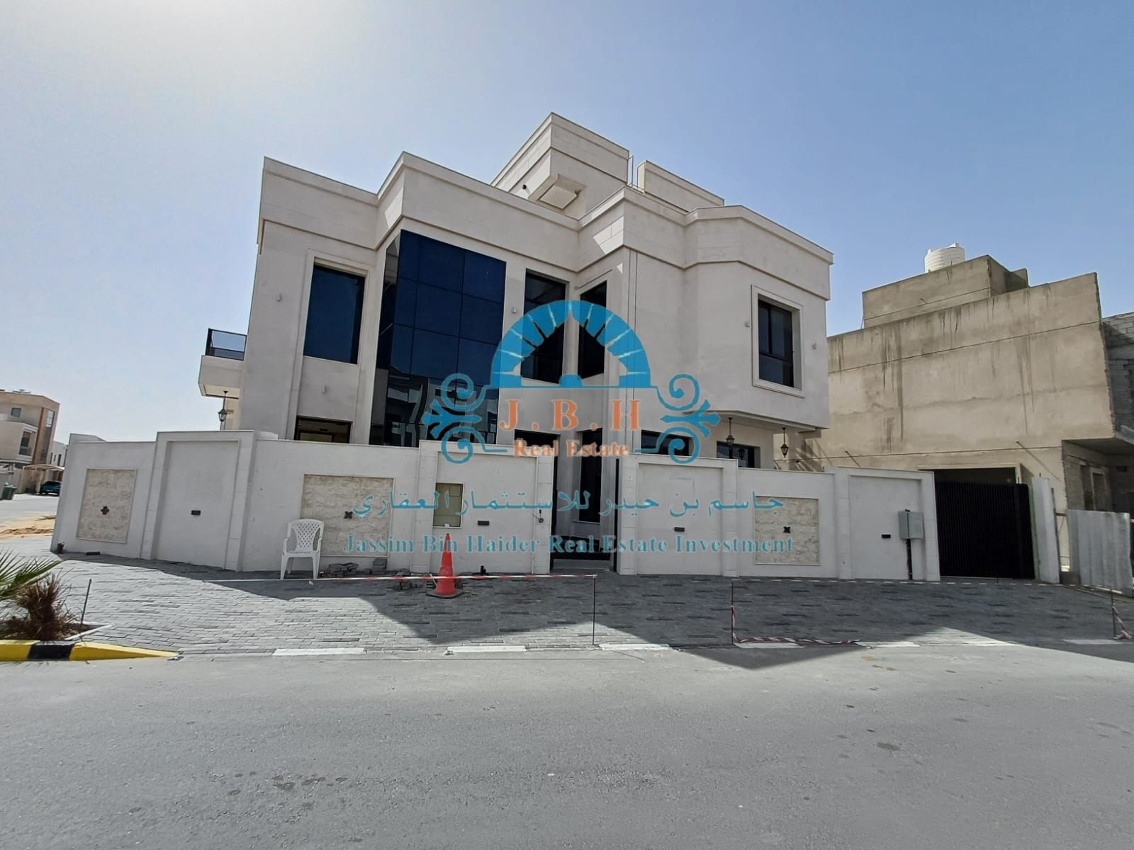 Luxury villa for rent in Al Yasmin area