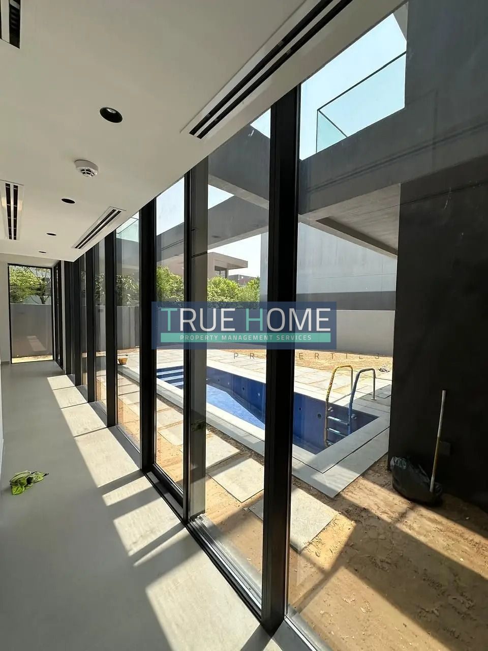 Stand Alone Villa/Swimming pool/Freehold/Ready/
