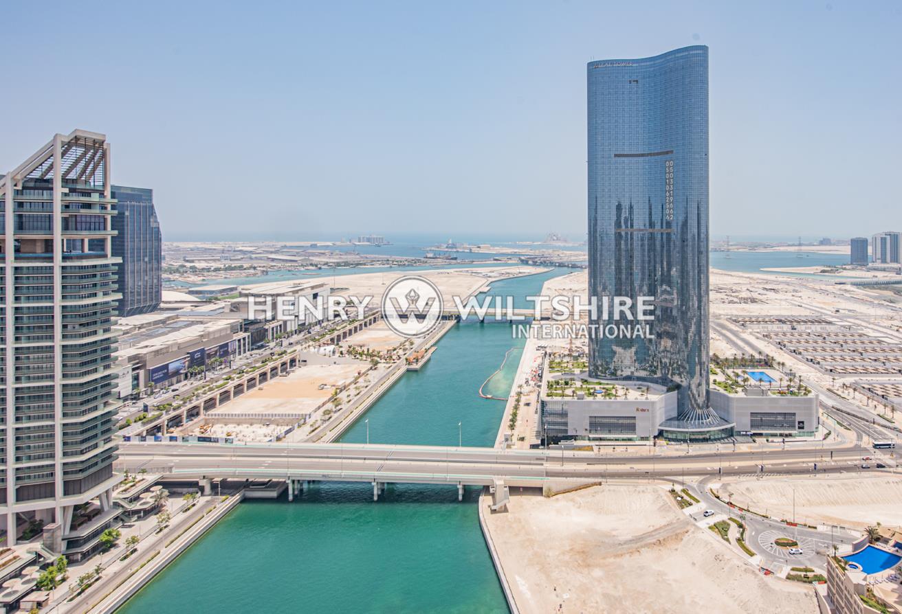 Spacious 2 bed with laundry room | Canal views