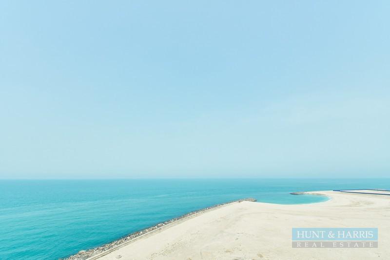 2 Bedroom Apartment for Sale in Al Marjan Island - Walk to the Beach