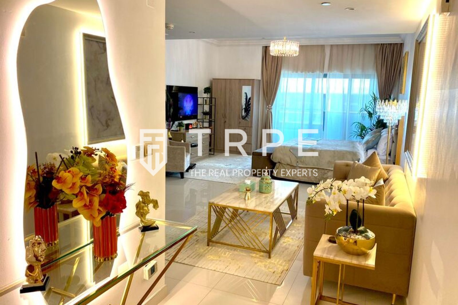Furnished Studio | Vacant | Well Kept