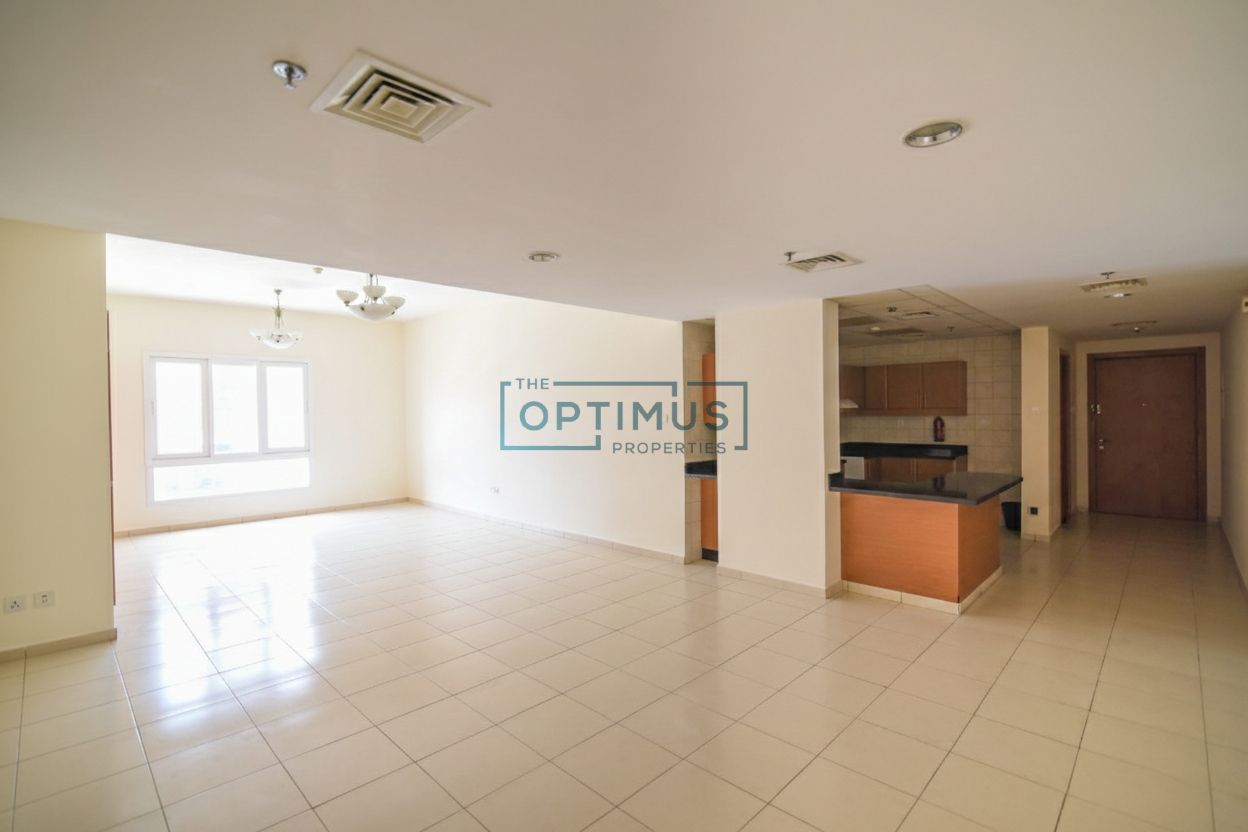 Rare Massive Unit | Perfectly Maintained | Ready Vacant