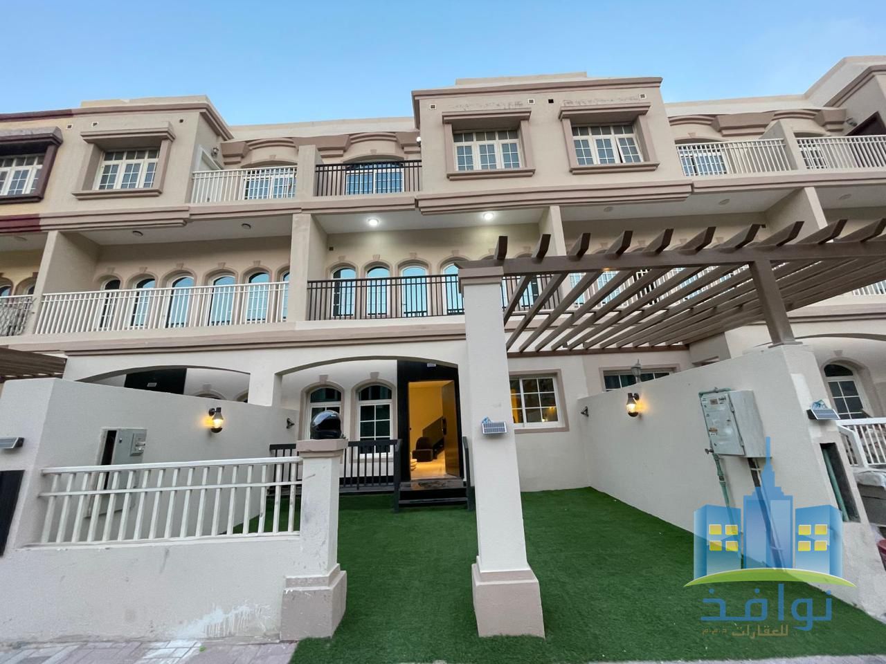 For sale, a furnished townhouse with excellent space and modern design.