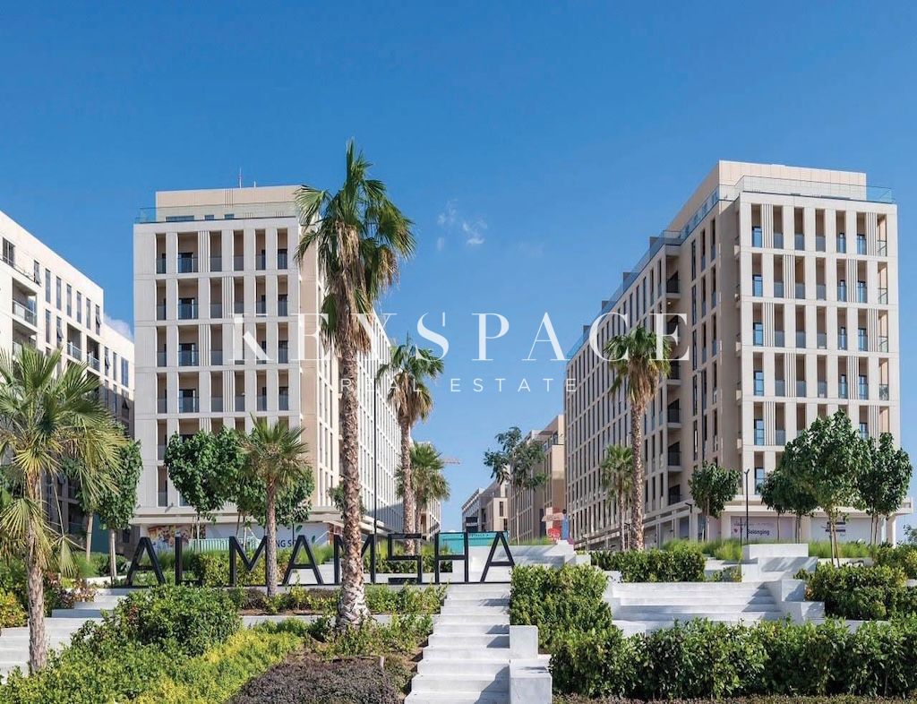 Sunlit Contemporary Home in the Vibrant Al Mamsha District | Resale