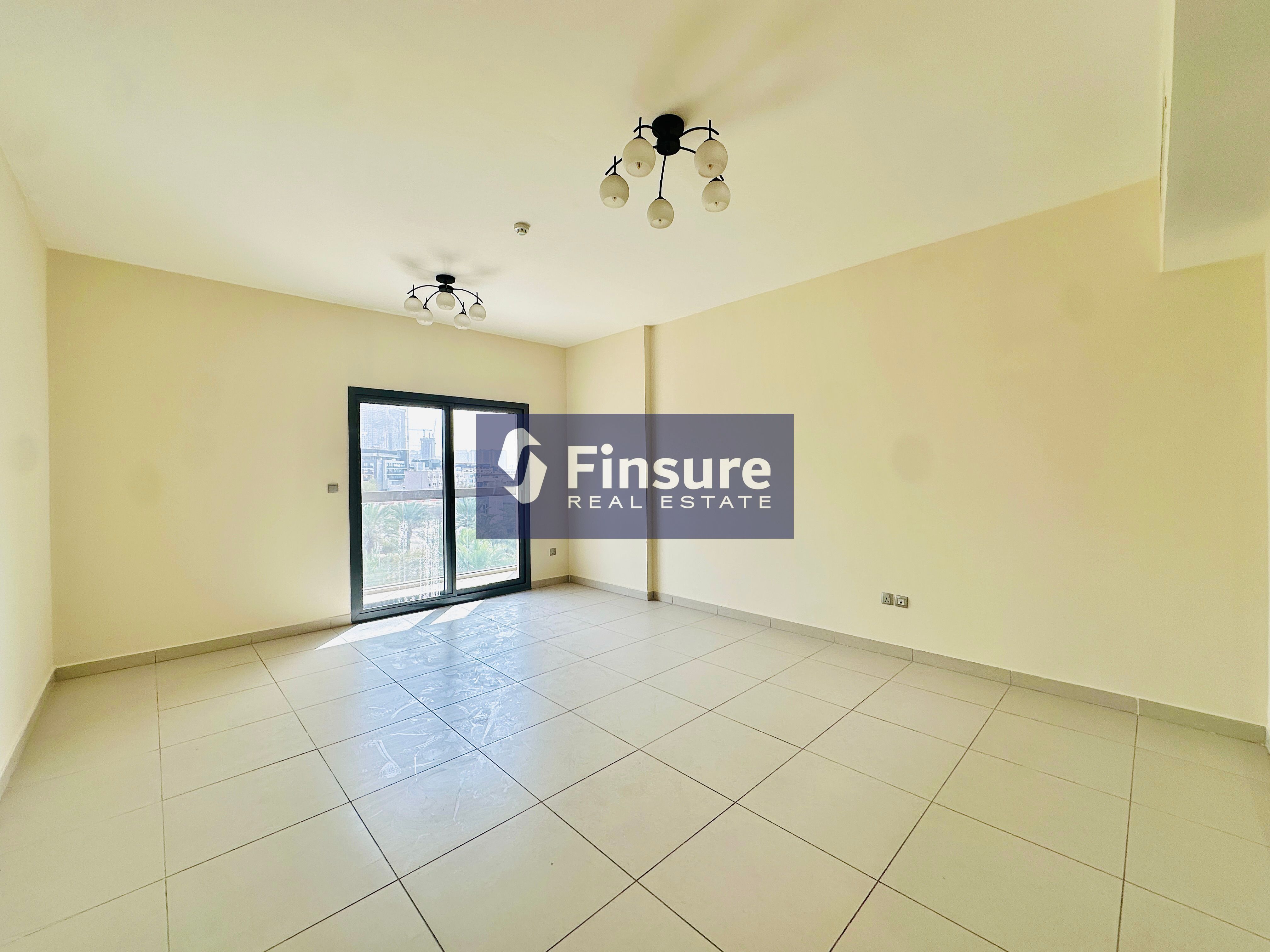 Elegant 1BR | Ready to Move in