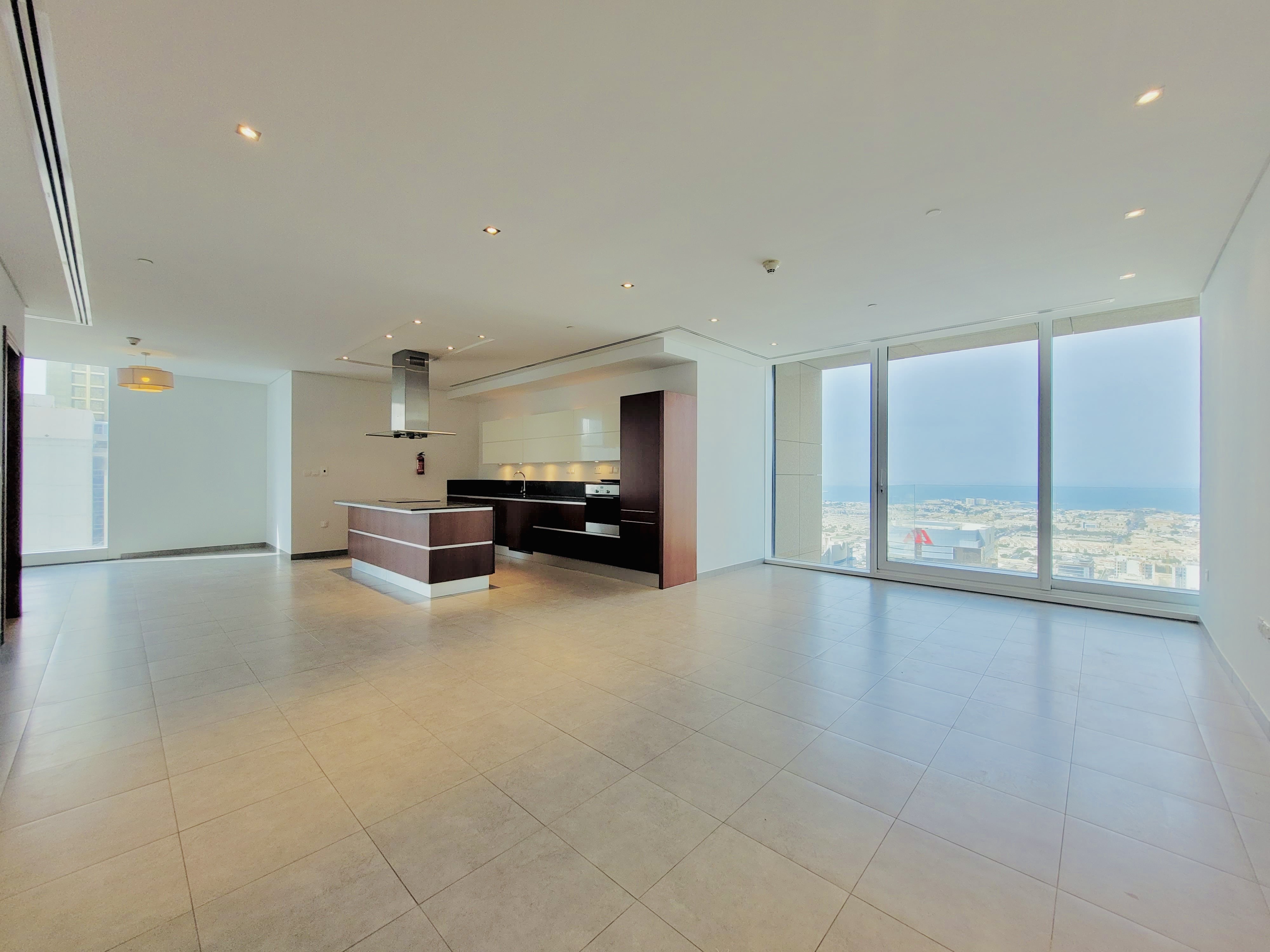SHIKH ZAYED ROAD 2BHK 220K IN 4 CHEQUES NEAR TO EMIRATES TOWER METRO
