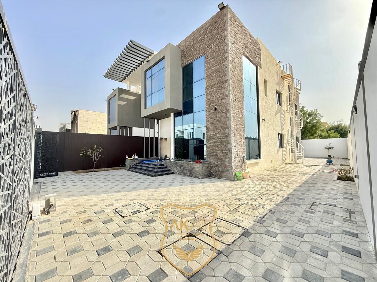 Brand New 5 Bedroom Villa For Rent in Hoshi