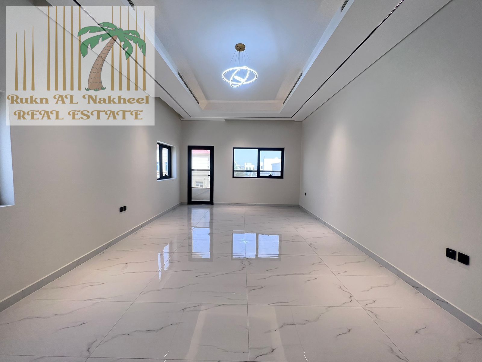 Modern Villa, Spacious, Family Friendly