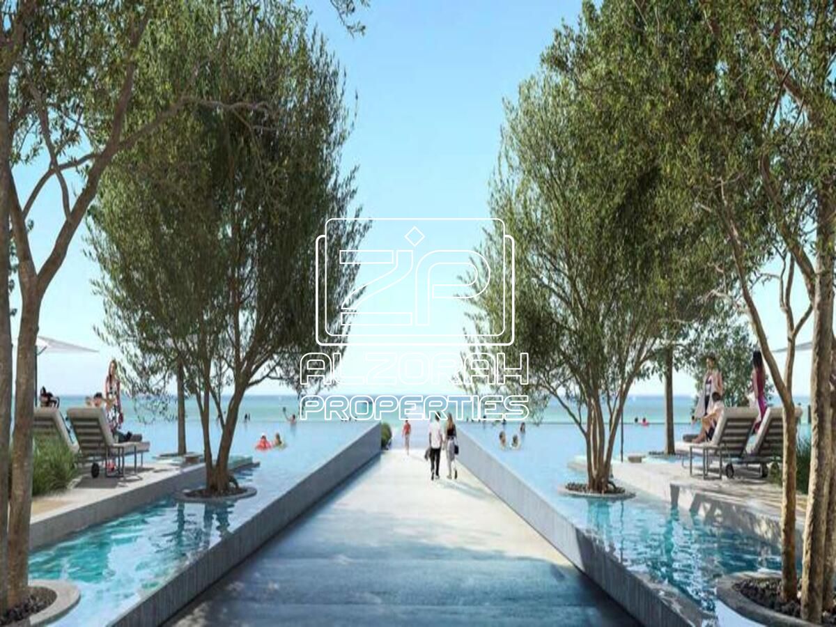 A Waterfront Lifestyle Focused on Comfort, Privacy
