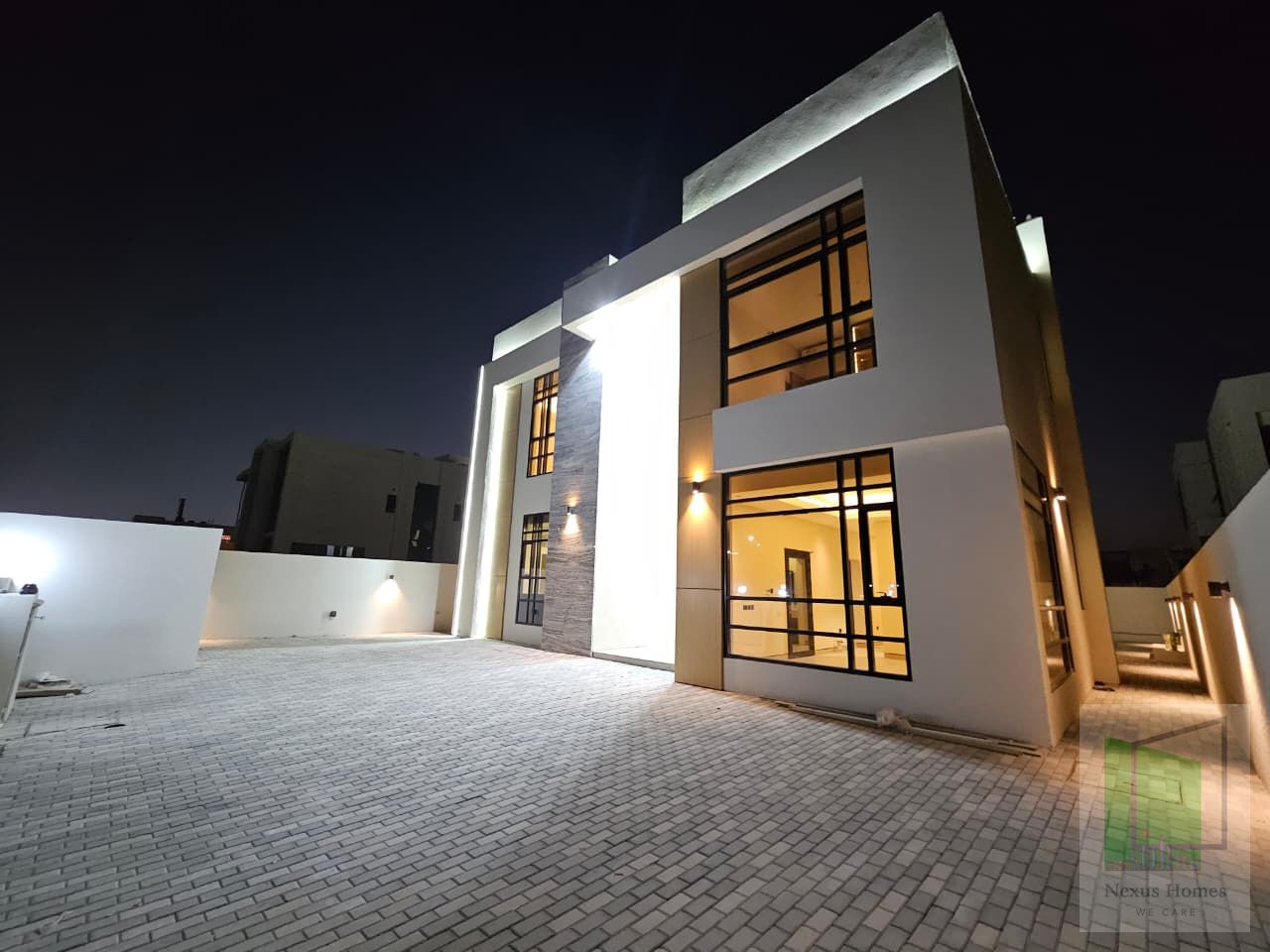 BRAND NEW VILLA | 4 BED | LUXURY LIVING