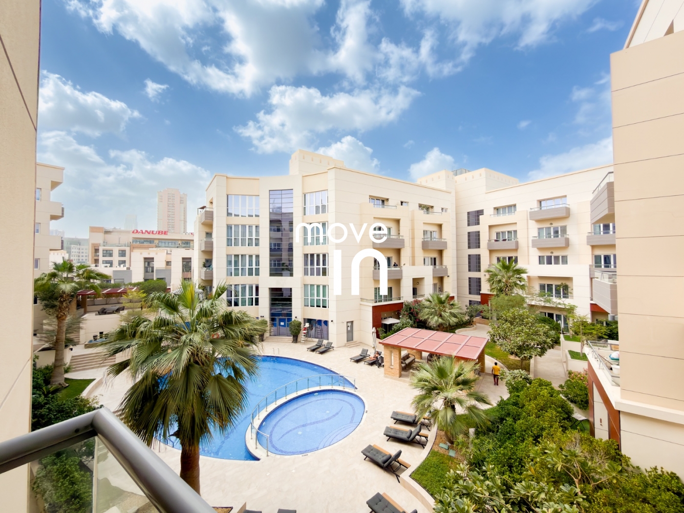 Pool View I Balcony I Storage I Appliances