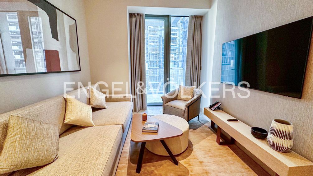 Fully Furnished | Vacant | Mid Floor