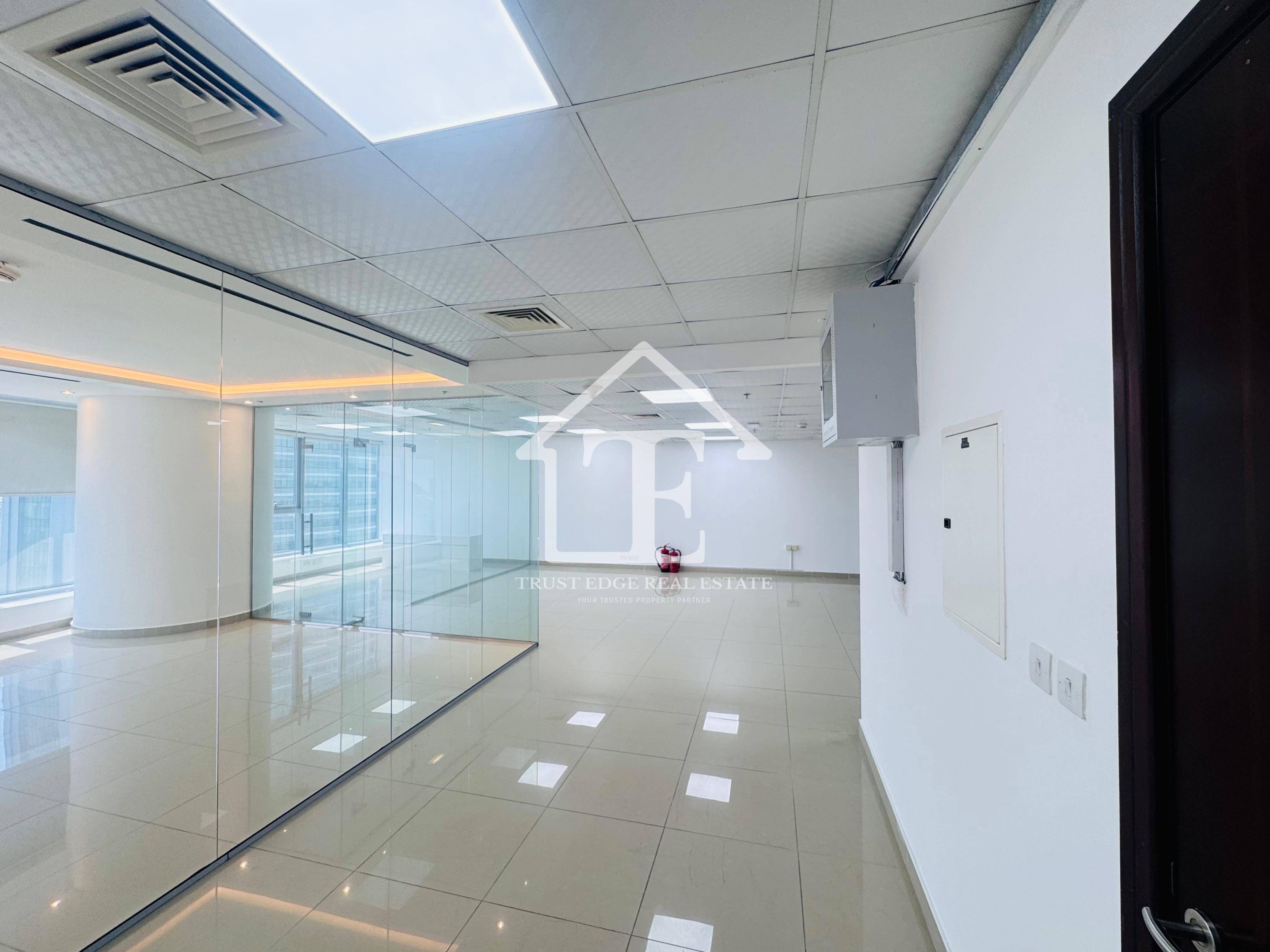 Fitted High-Floor Office with Partition | Vacant